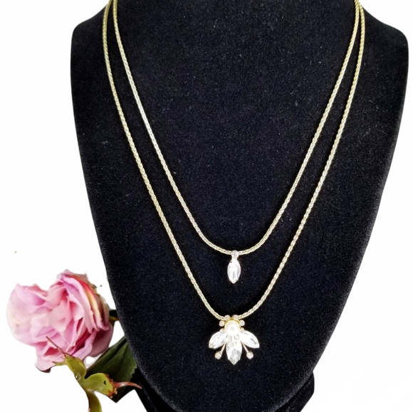 Banana Republic Double Strand Crystal Bee Necklace - Picture 2 of 10